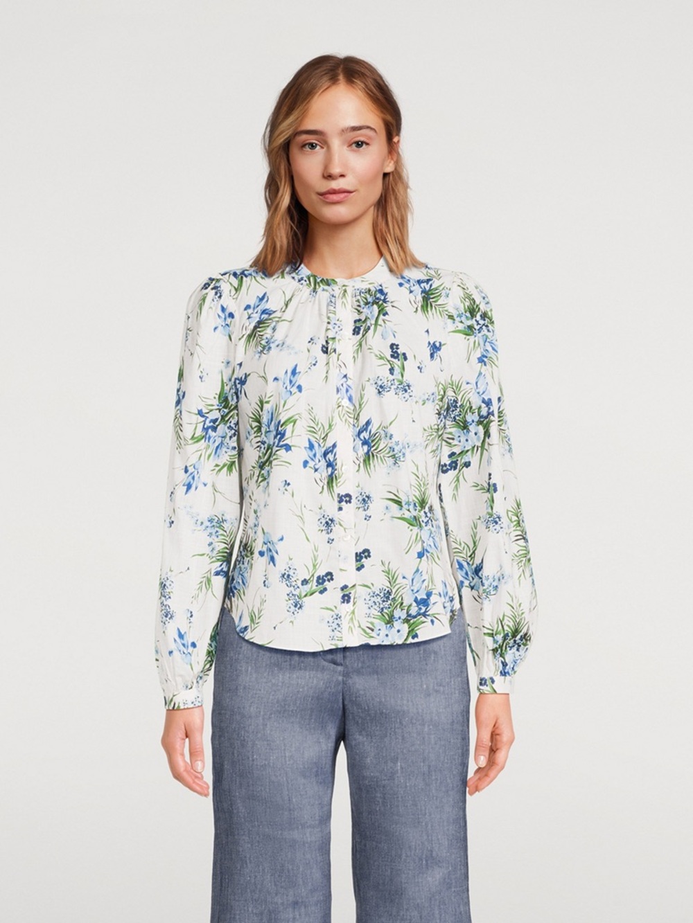 Veronica Beard Ashlynn Floral Top Blouse Size 2 100% Cotton Front button closure